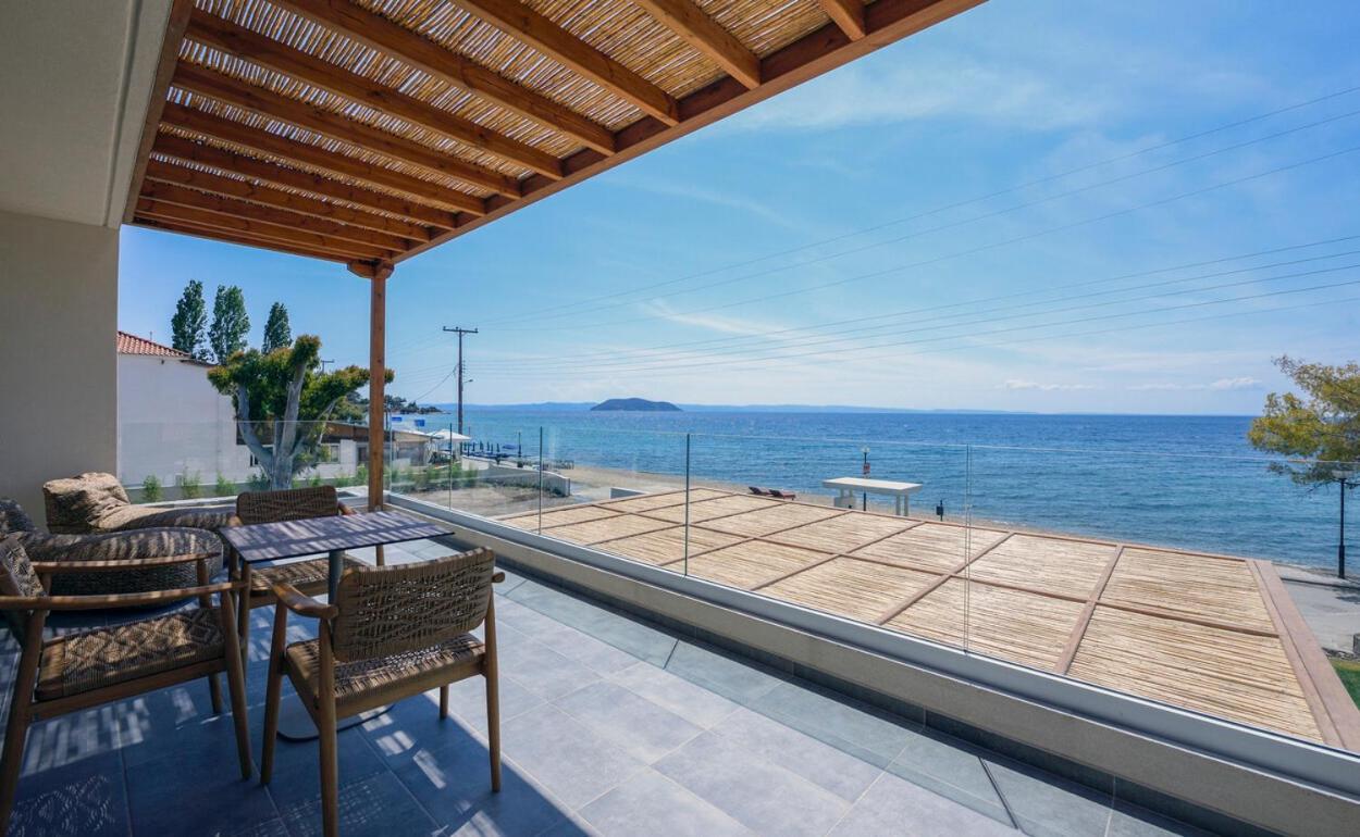 Amyntas Seafront Hotel Neos Marmaras Buitenkant foto