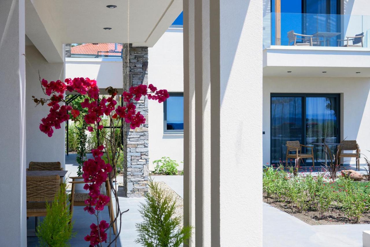 Amyntas Seafront Hotel Neos Marmaras Buitenkant foto